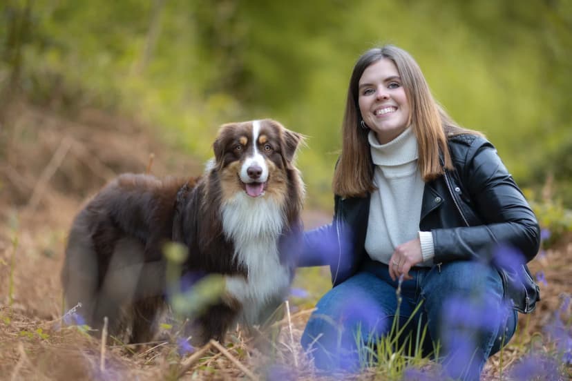 Esther avec son chien Sully